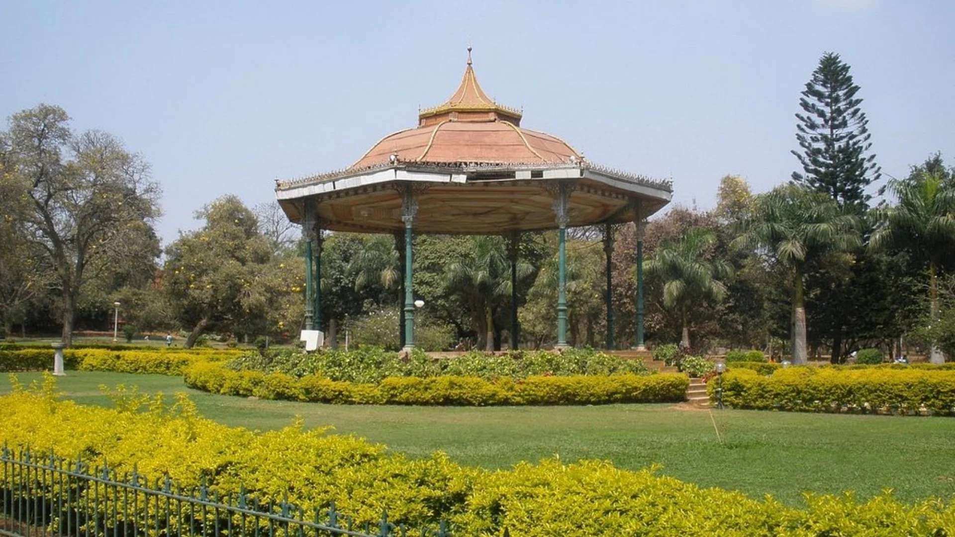 Cubbon Park and Jawahar Bal Bhavan